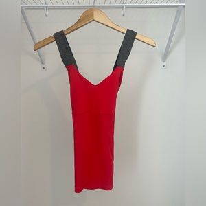 Lululemon tank top. Lululemon Size 8 (36” chest).